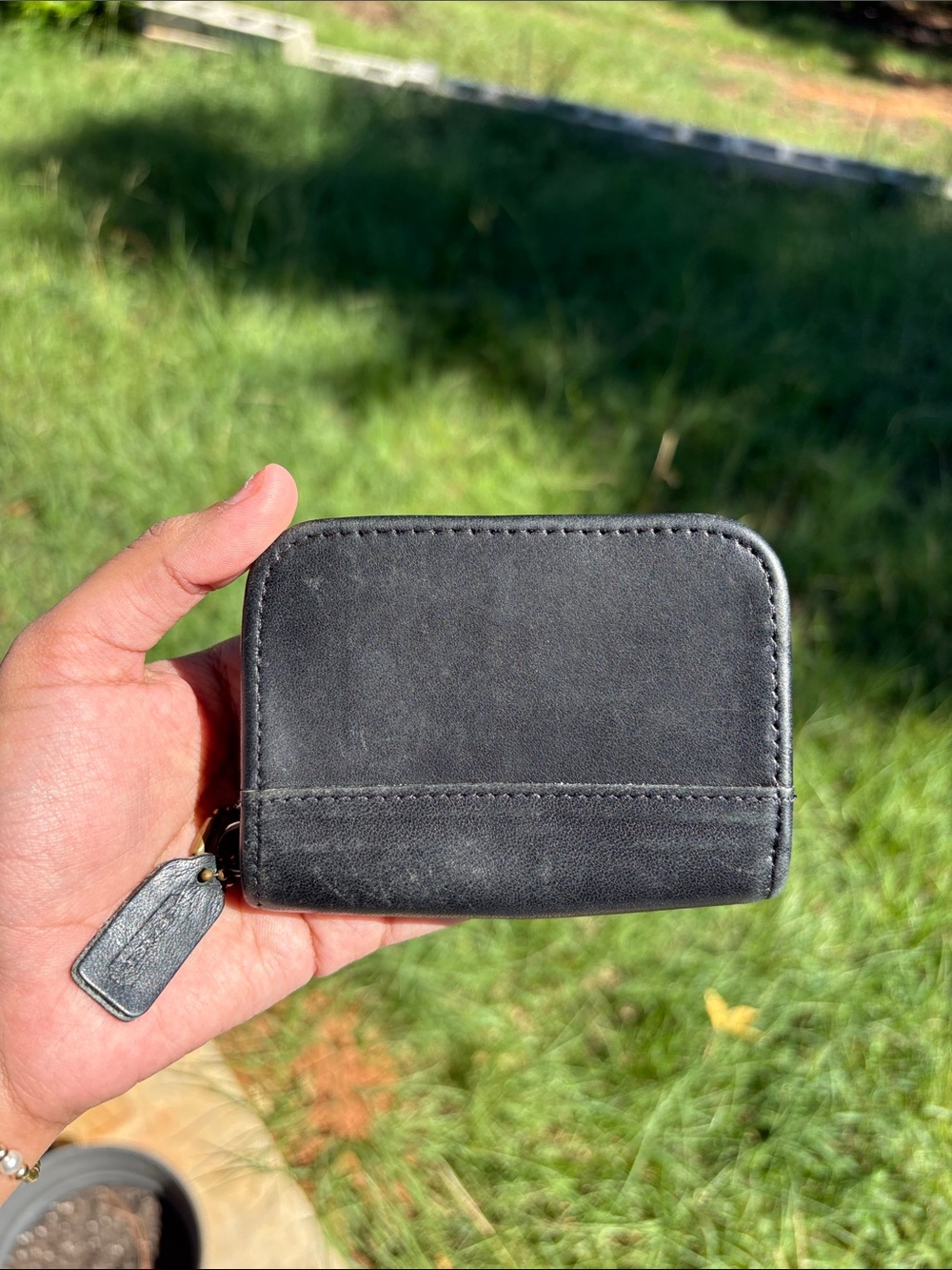 Vintage Coach Compact Black Leather Zip Wallet